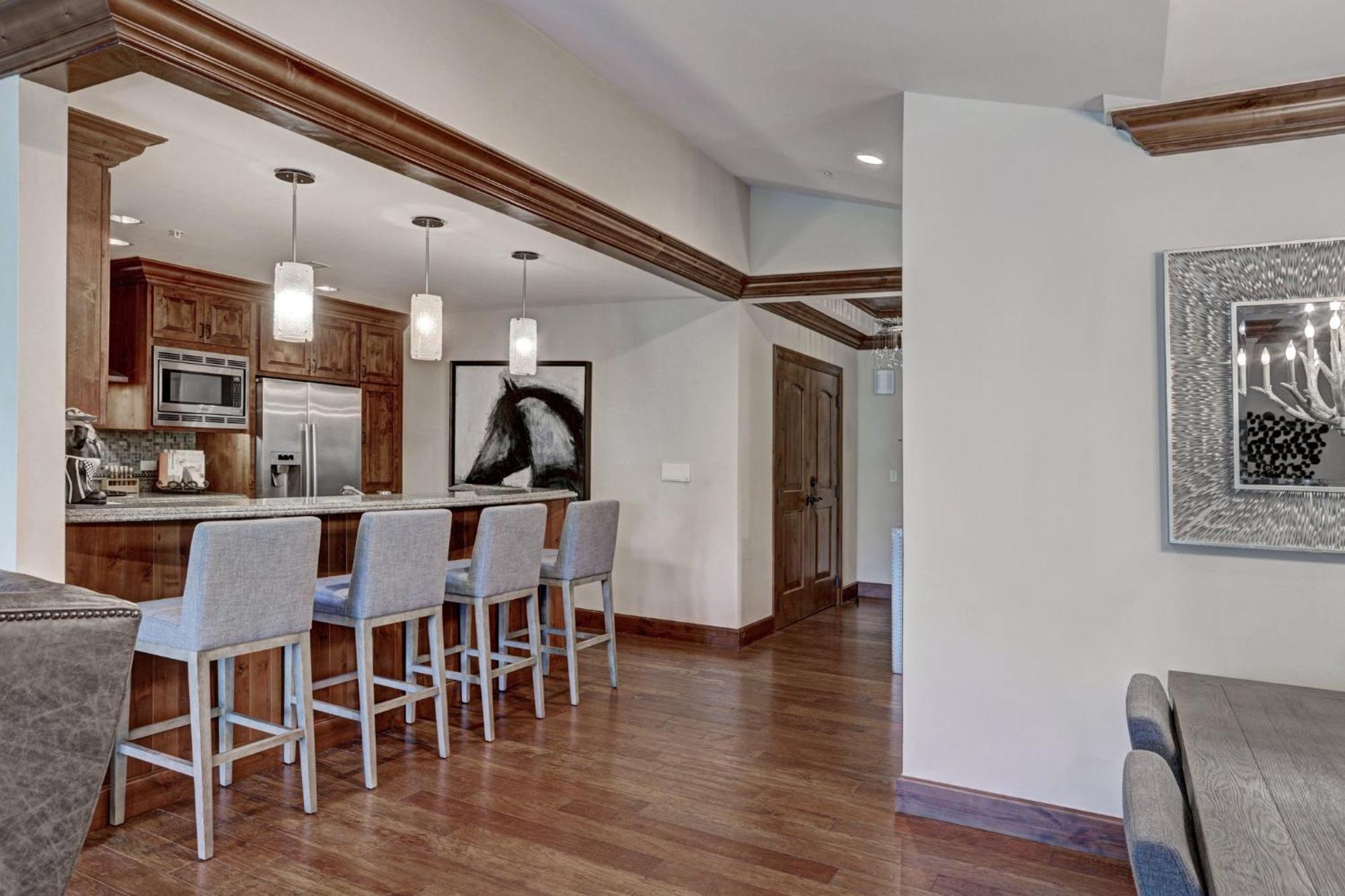 The Vail Collection At The Ritz Carlton Residences Vail Exterior photo
